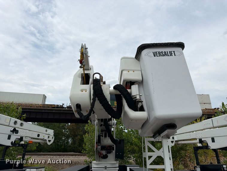 image for item FK3257 Dakota Bodies 168-LB bucket truck bed