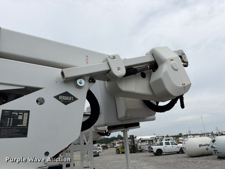 image for item FK3257 Dakota Bodies 168-LB bucket truck bed