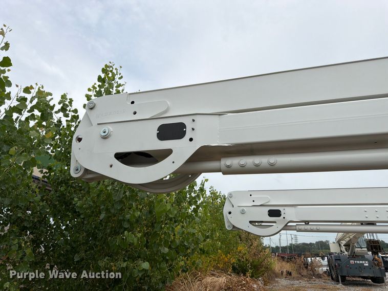 image for item FK3257 Dakota Bodies 168-LB bucket truck bed