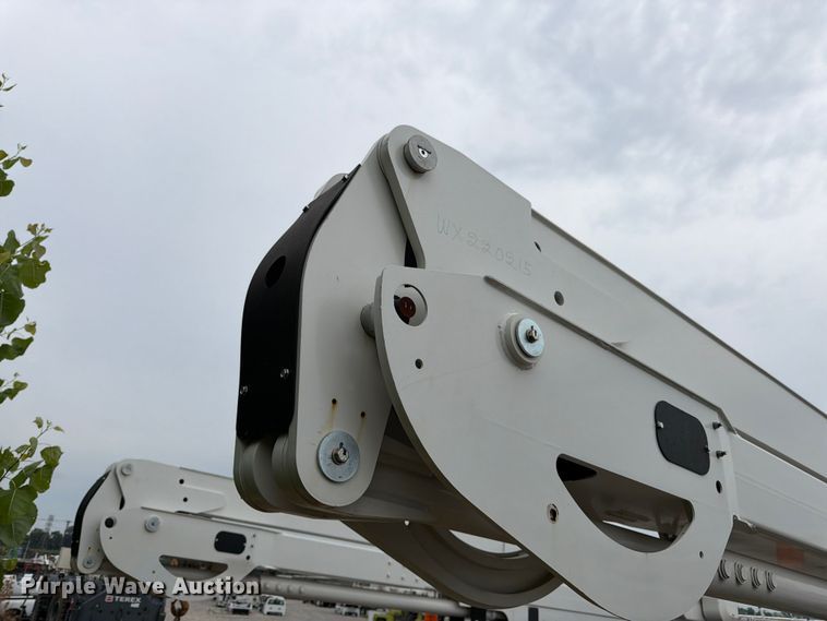 image for item FK3257 Dakota Bodies 168-LB bucket truck bed