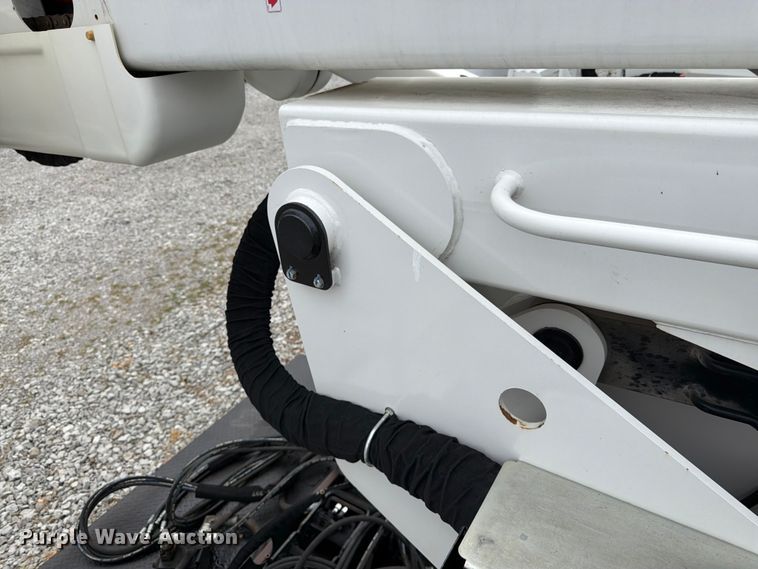 image for item FK3257 Dakota Bodies 168-LB bucket truck bed