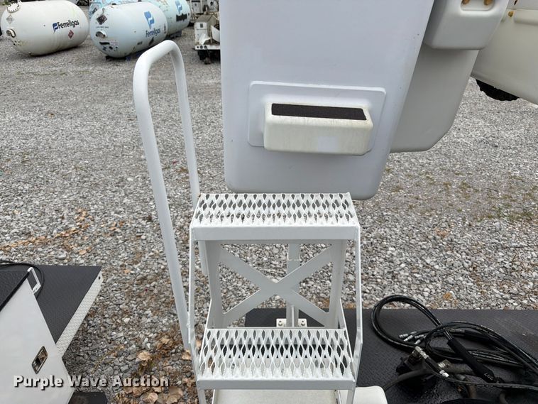 image for item FK3257 Dakota Bodies 168-LB bucket truck bed