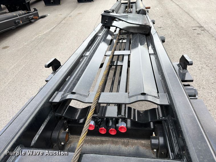 image for item FK3263 Road King 60K roll off bed hoist