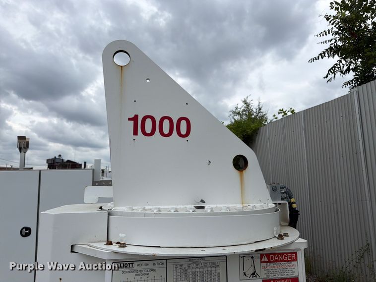 image for item FK3265 truck mounted crane