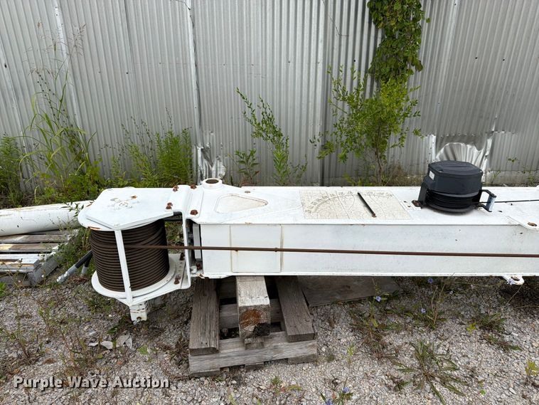 image for item FK3265 truck mounted crane