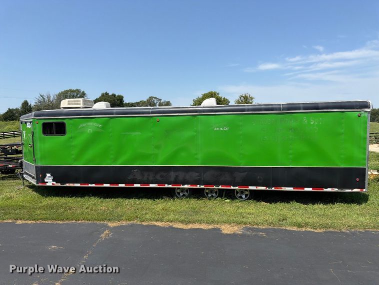 image for item FK3277 2008 United enclosed cargo trailer