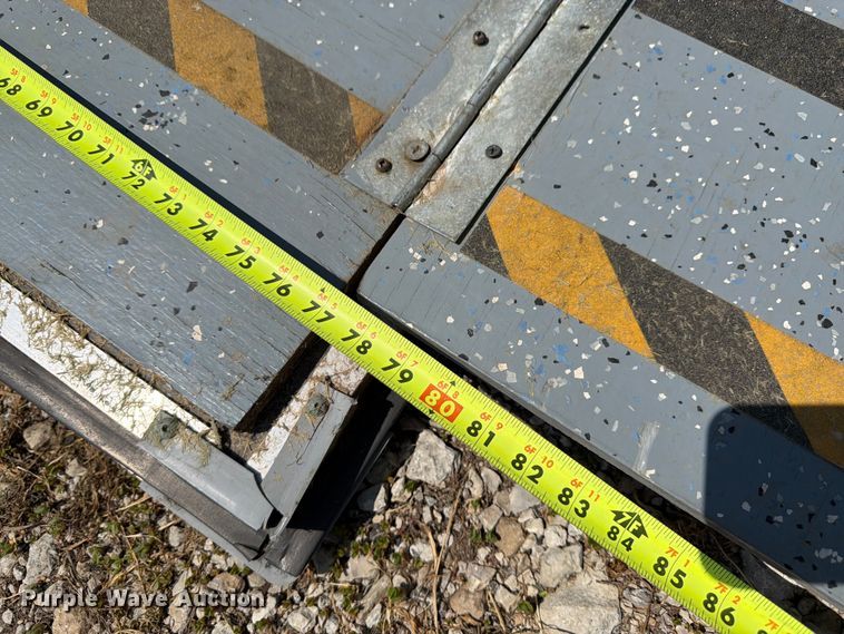 image for item FK3277 2008 United enclosed cargo trailer