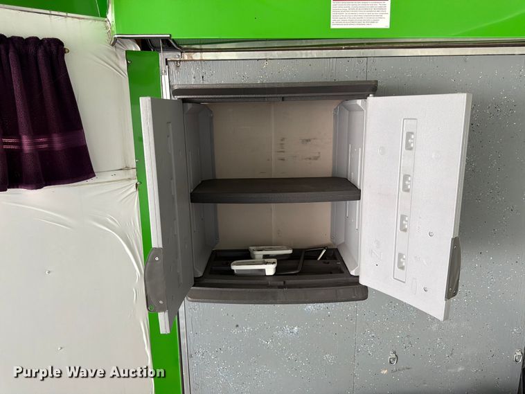image for item FK3277 2008 United enclosed cargo trailer