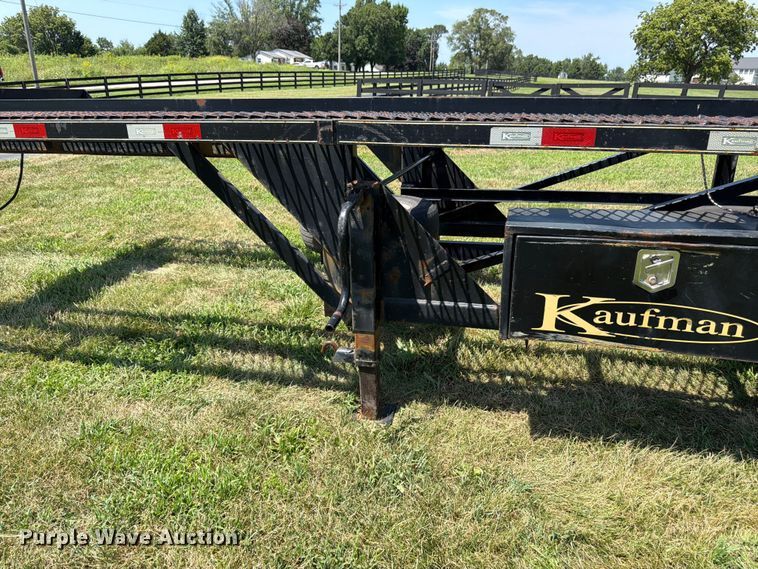 image for item FK3279 2022 Kaufman W50LP car carrier