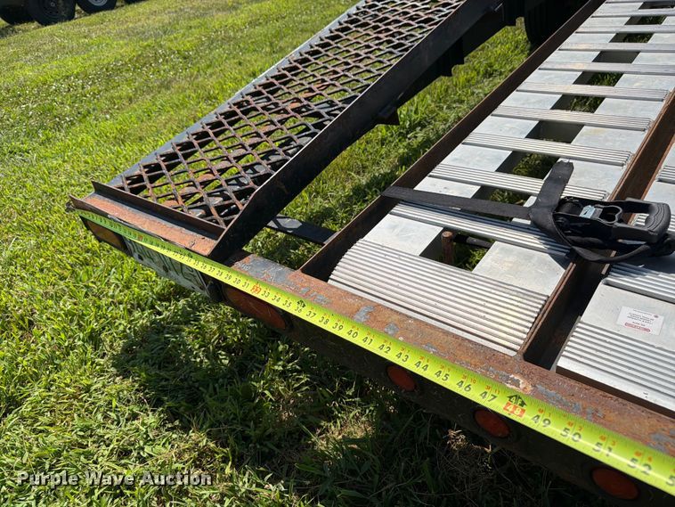 image for item FK3279 2022 Kaufman W50LP car carrier