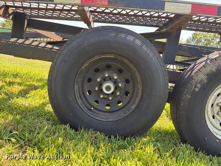 image for item FK3279 2022 Kaufman W50LP car carrier