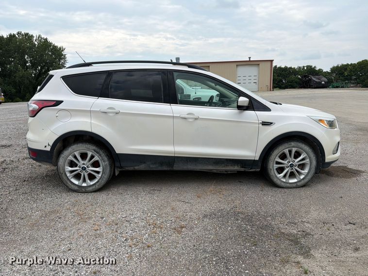 image for item FK3532 2018 Ford Escape SUV