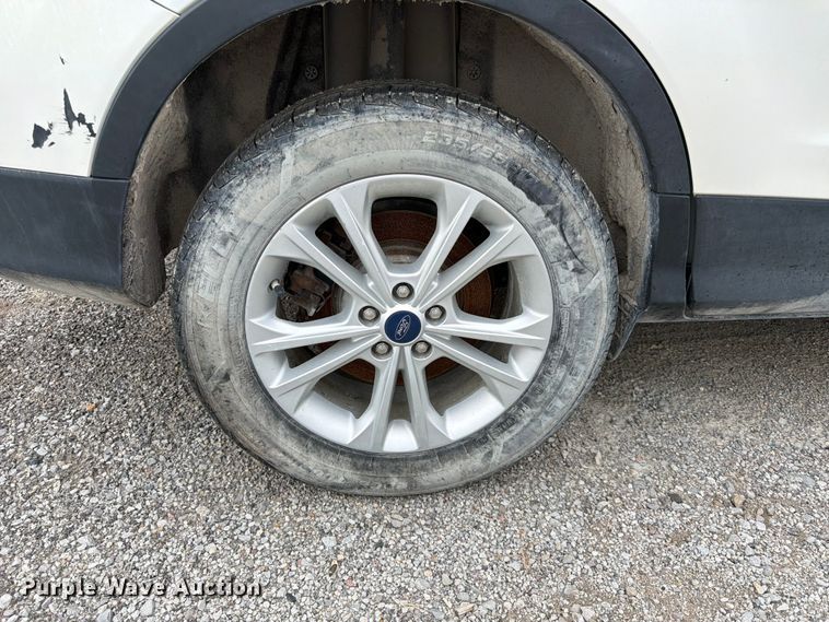 image for item FK3532 2018 Ford Escape SUV