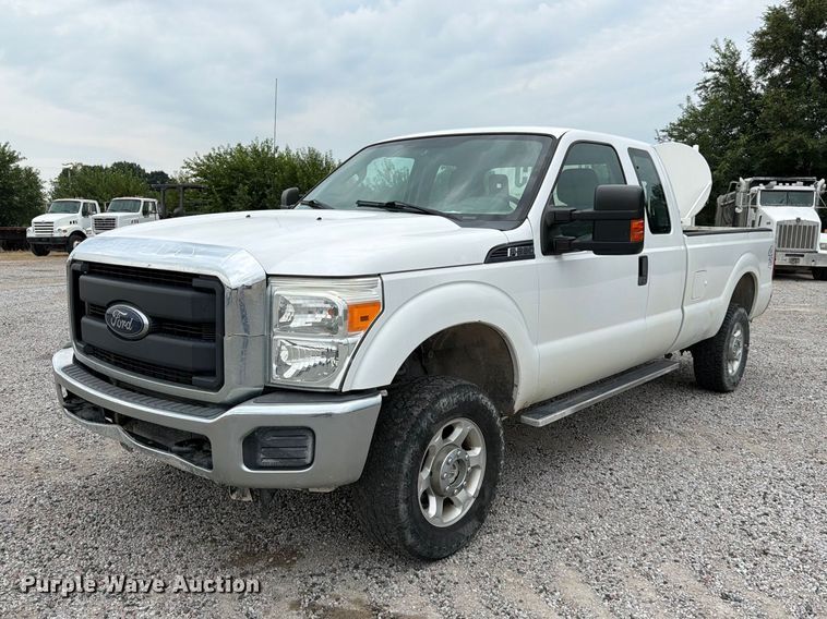 2016 Ford F250 Super Duty XL Ext. Cab pickup truck