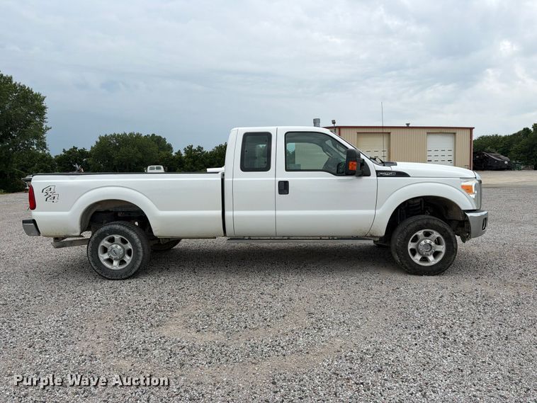 image for item FK3534 2016 Ford F250 Super Duty XL  Ext. Cab pickup truck