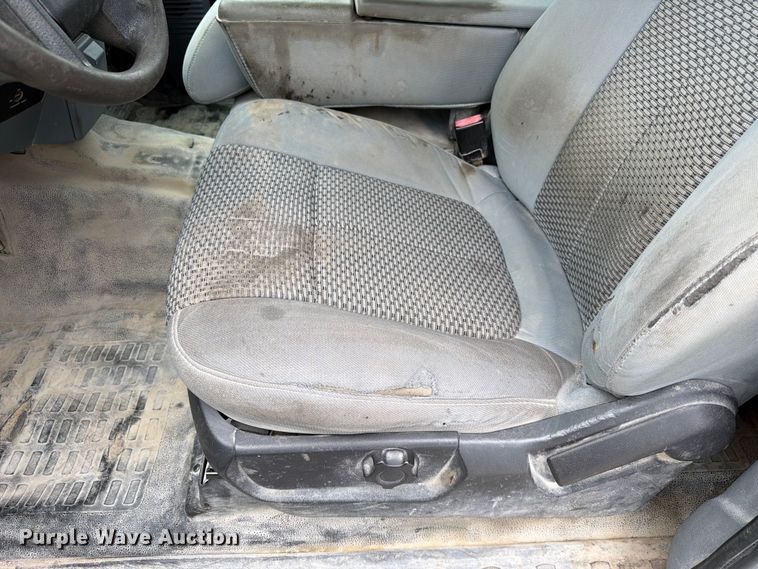 image for item FK3534 2016 Ford F250 Super Duty XL  Ext. Cab pickup truck