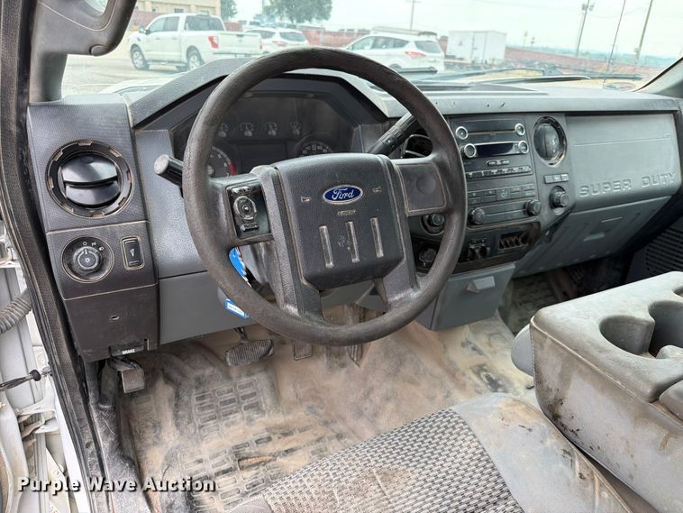 image for item FK3534 2016 Ford F250 Super Duty XL  Ext. Cab pickup truck