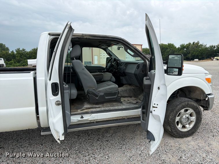 image for item FK3534 2016 Ford F250 Super Duty XL  Ext. Cab pickup truck