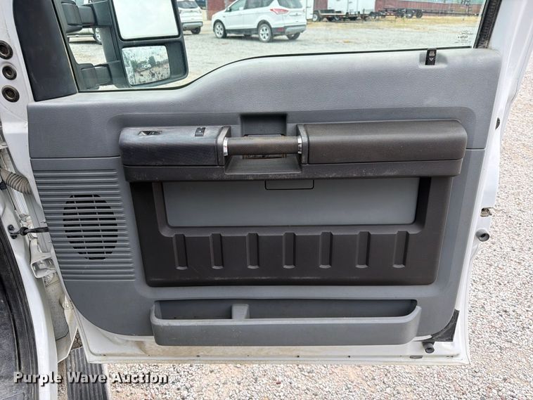image for item FK3534 2016 Ford F250 Super Duty XL  Ext. Cab pickup truck
