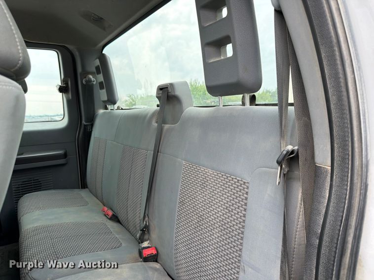 image for item FK3534 2016 Ford F250 Super Duty XL  Ext. Cab pickup truck