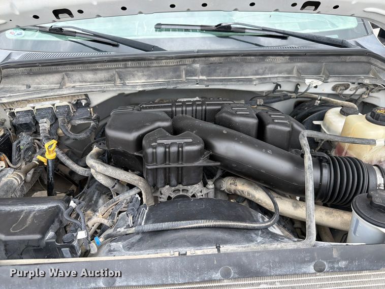 image for item FK3534 2016 Ford F250 Super Duty XL  Ext. Cab pickup truck