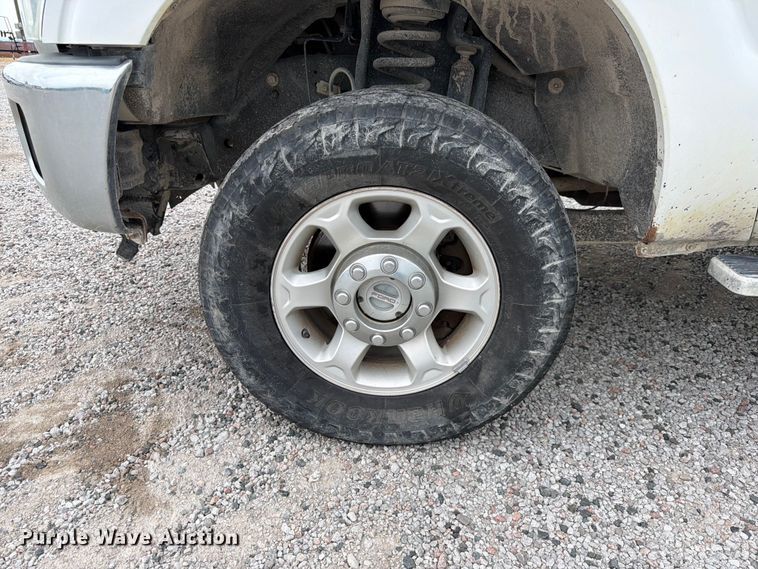 image for item FK3534 2016 Ford F250 Super Duty XL  Ext. Cab pickup truck