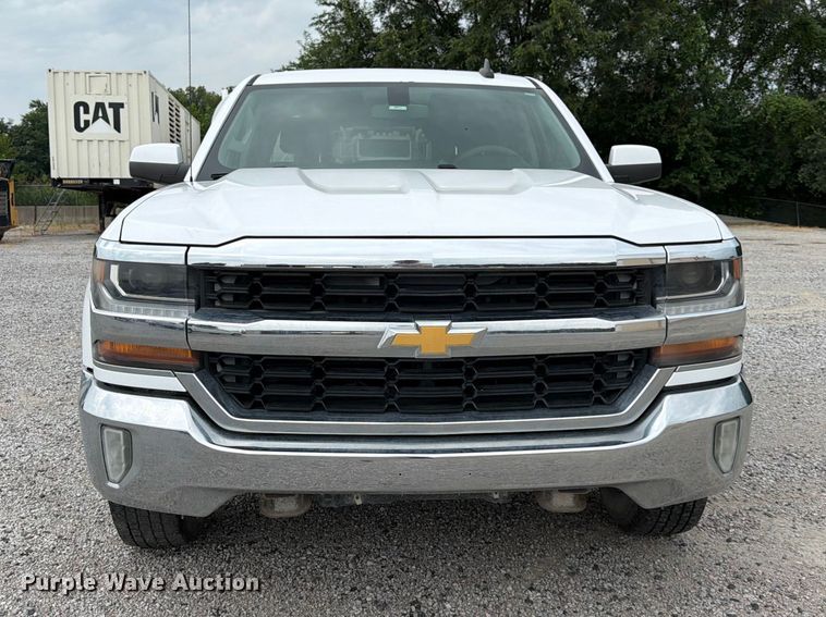 image for item FK3535 2016 Chevrolet Silverado 1500 Crew Cab pickup truck
