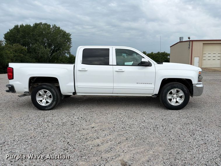 image for item FK3535 2016 Chevrolet Silverado 1500 Crew Cab pickup truck