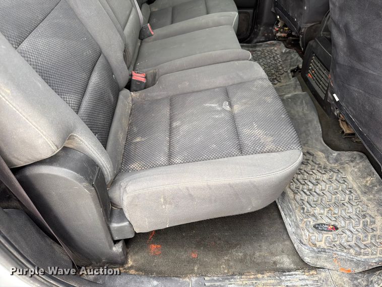 image for item FK3535 2016 Chevrolet Silverado 1500 Crew Cab pickup truck