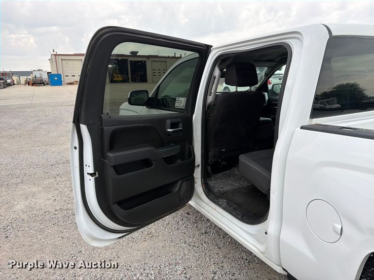 image for item FK3535 2016 Chevrolet Silverado 1500 Crew Cab pickup truck