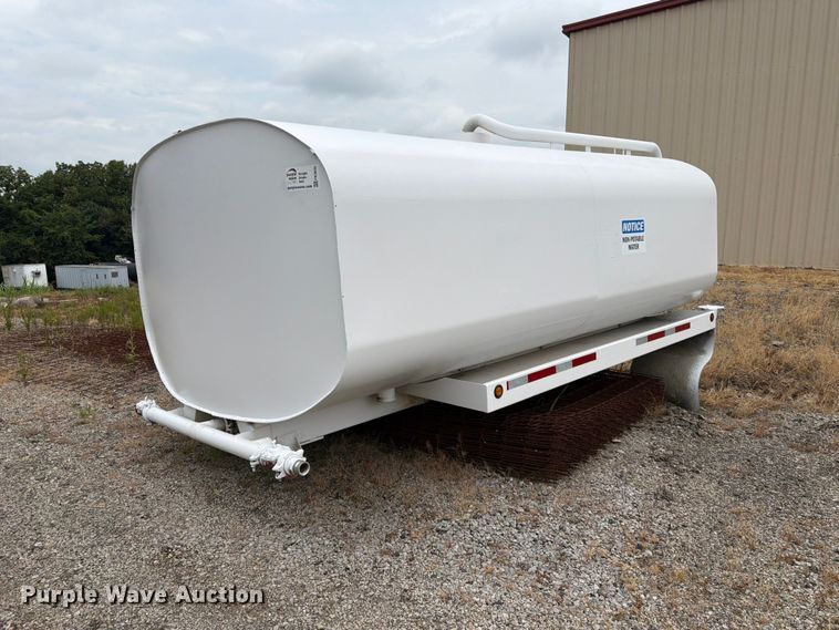 Water tank bed