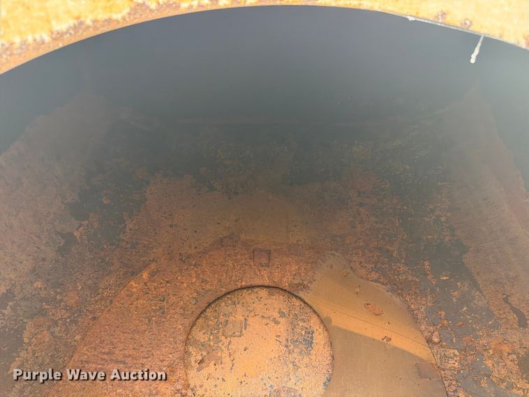 image for item FK3543 Water tank bed