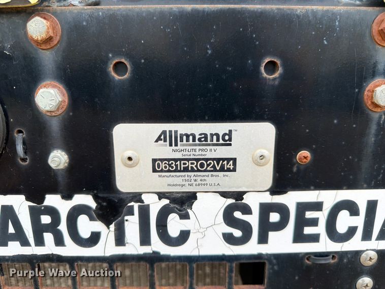 image for item FK3545 2014 Allmand Night-Light Pro IIV light plant