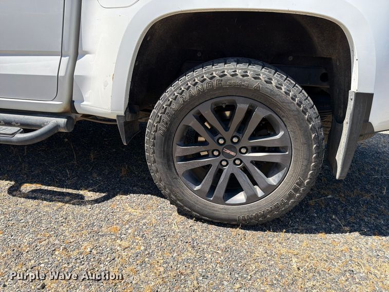 image for item FK4524 2020 GMC Canyon Crew Cab pickup truck