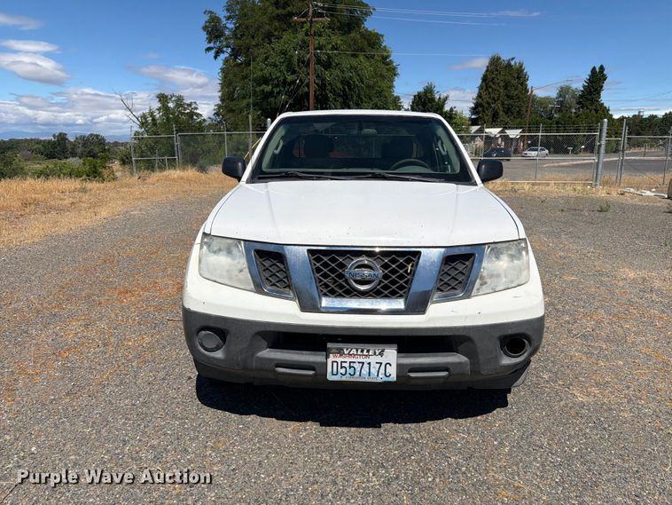 image for item FK4525 2014 Nissan Frontier Ext. Cab pickup truck