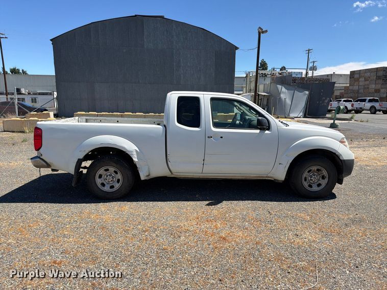 image for item FK4525 2014 Nissan Frontier Ext. Cab pickup truck