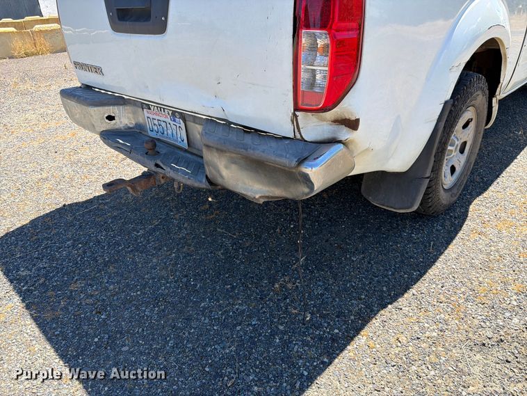 image for item FK4525 2014 Nissan Frontier Ext. Cab pickup truck