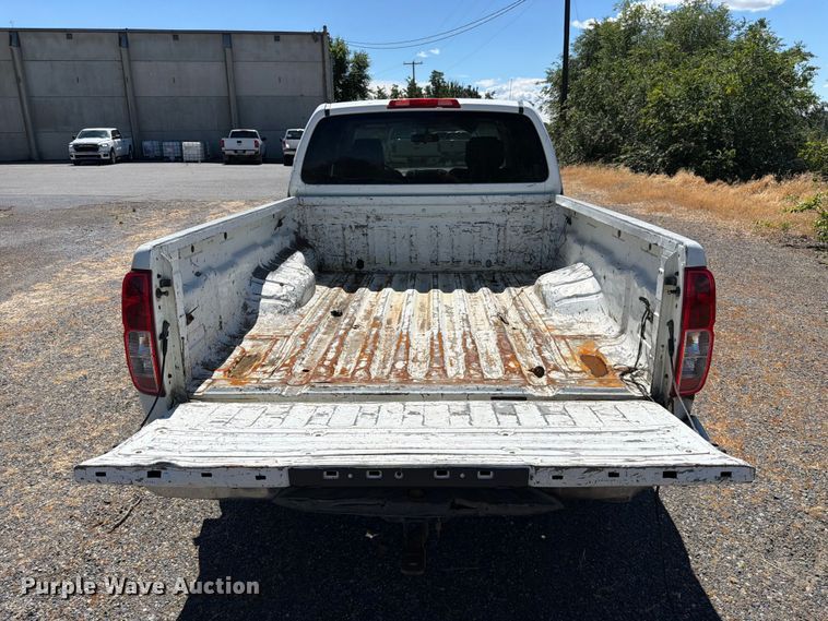 image for item FK4525 2014 Nissan Frontier Ext. Cab pickup truck