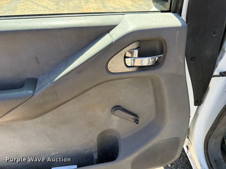 image for item FK4525 2014 Nissan Frontier Ext. Cab pickup truck