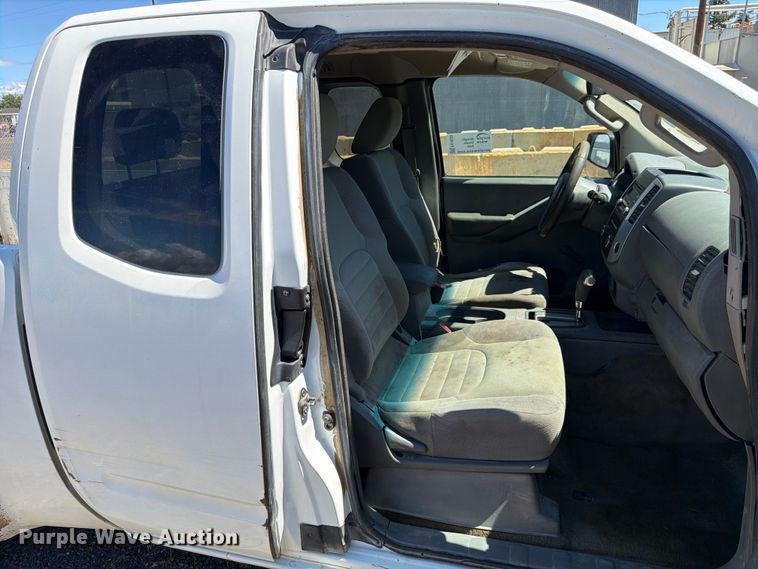image for item FK4525 2014 Nissan Frontier Ext. Cab pickup truck