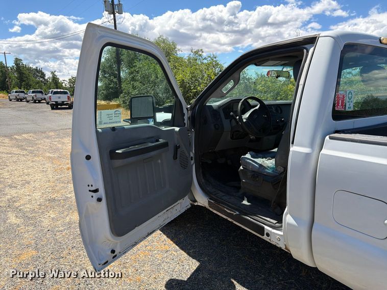image for item FK4526 2013 Ford F-250 pickup truck