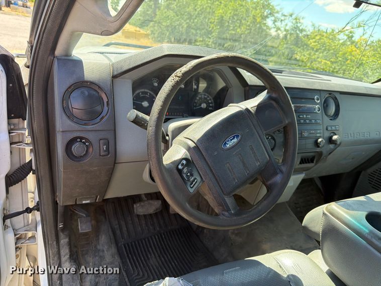 image for item FK4526 2013 Ford F-250 pickup truck