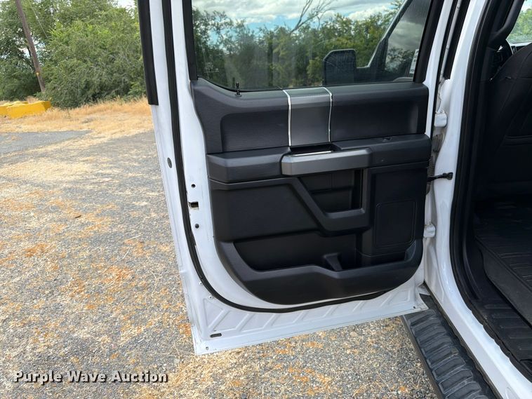 image for item FK4528 2018 Ford F150 Crew Cab pickup truck