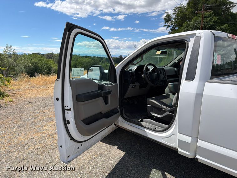 image for item FK4531 2017 Ford F150 pickup truck