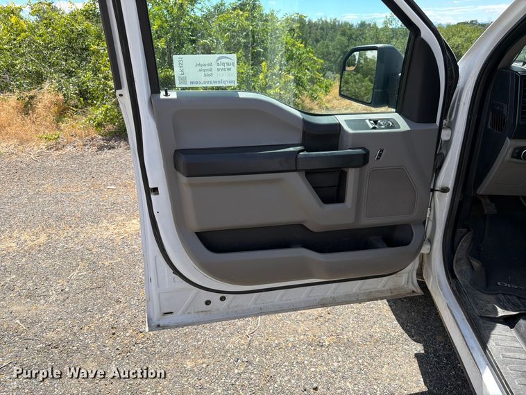 image for item FK4531 2017 Ford F150 pickup truck