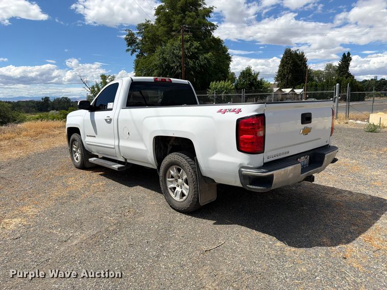 image for item FK4532 2016 Chevrolet Silverado 1500 pickup truck