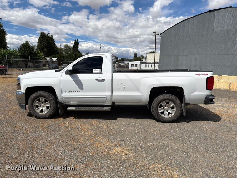 image for item FK4532 2016 Chevrolet Silverado 1500 pickup truck
