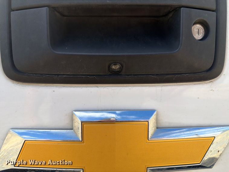 image for item FK4532 2016 Chevrolet Silverado 1500 pickup truck