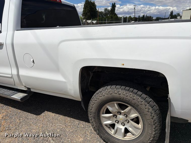 image for item FK4532 2016 Chevrolet Silverado 1500 pickup truck