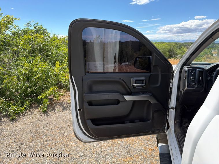 image for item FK4532 2016 Chevrolet Silverado 1500 pickup truck